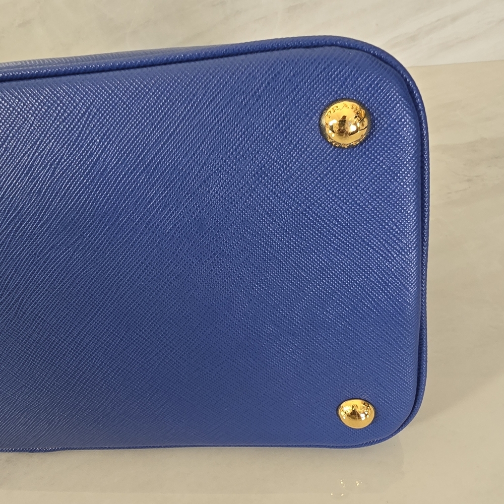 Prada Promenade Blue Saffiano Leather Women's Bag - NWOT - Picture 8 of 14